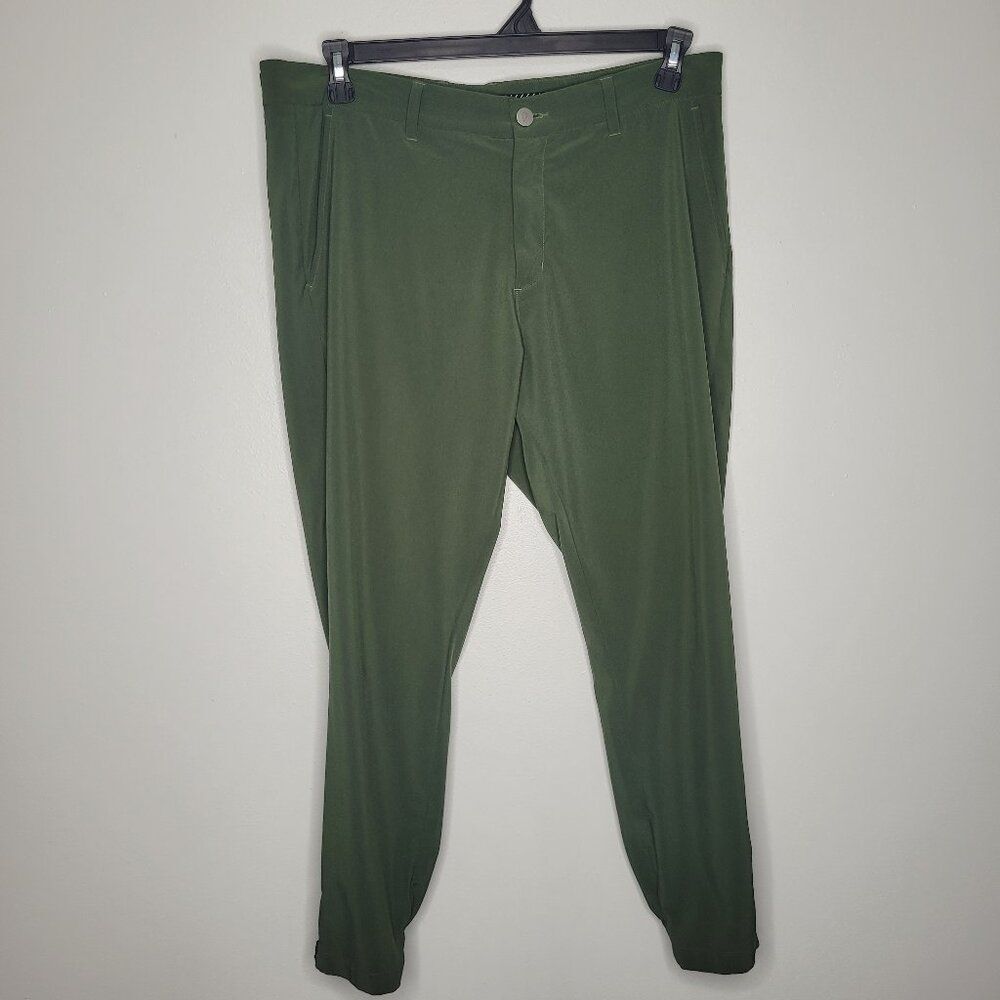 Primo green ankle golf performance pants with zippers size 36 short